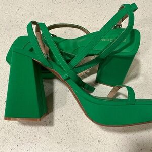 BCBGeneration Women's Galana Heeled Sandal  Size 9.5. Green